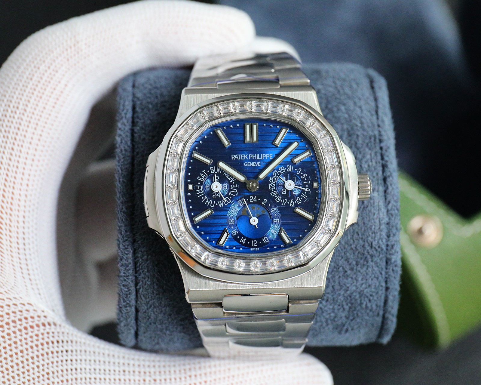 Patek Philippe Super Complex Multifunctional Nautilus 57401G-001