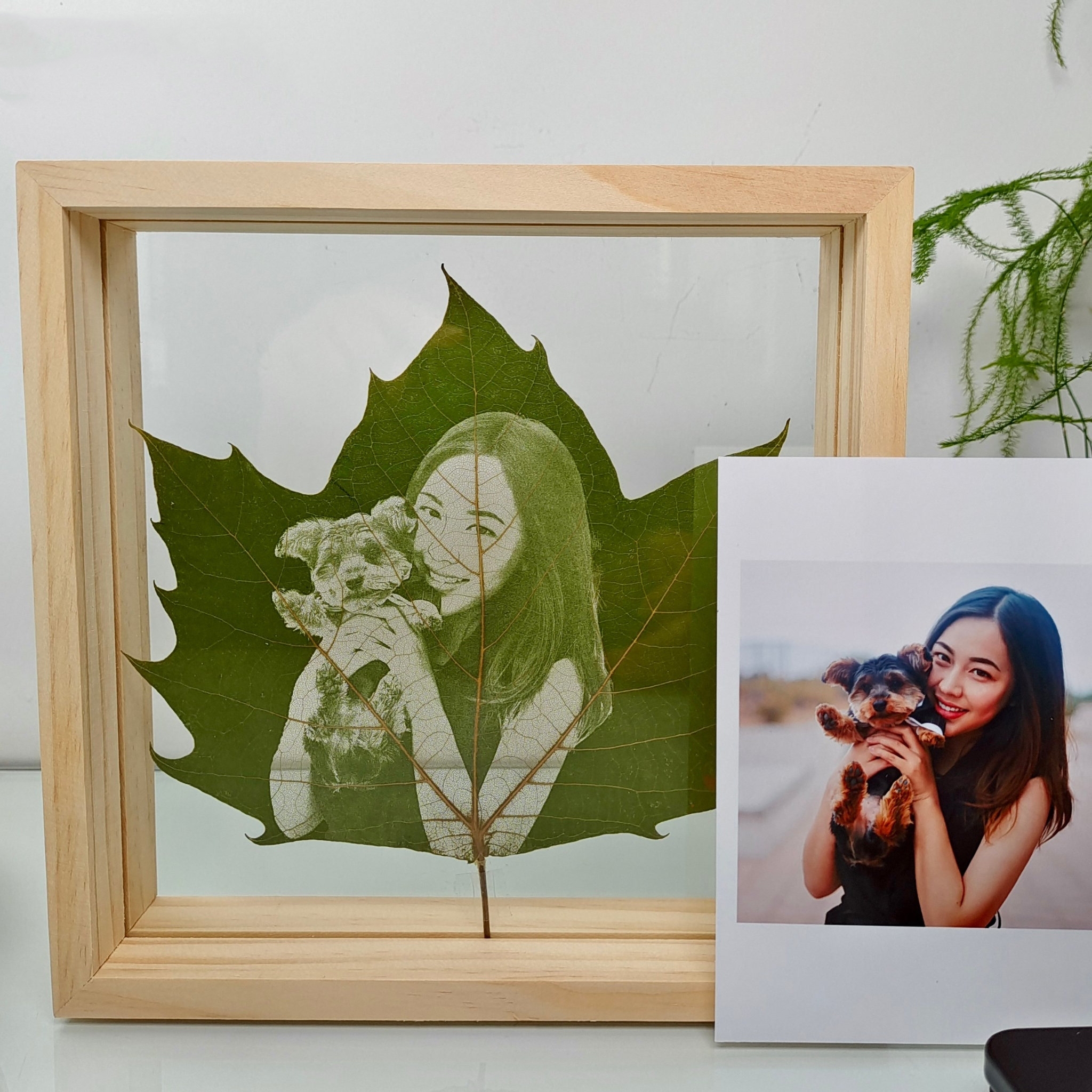 Handmade Customized Leaf Carving Photos Art