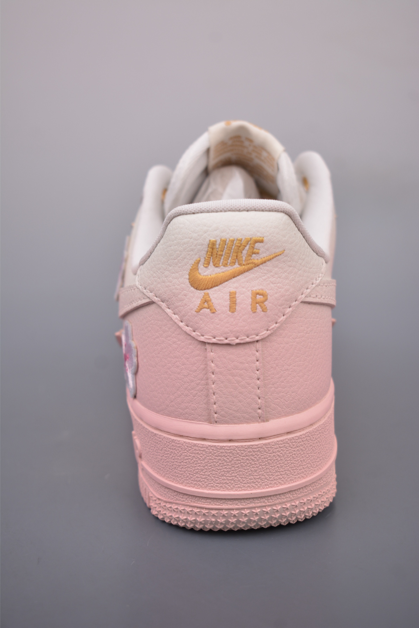 Nike Air Force 1 07 Low Sakura Love FC3654-121