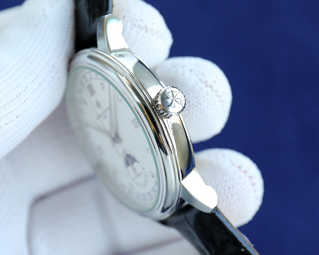 Vacheron Constantin Sun and Moon Phase Series. Men's Watch