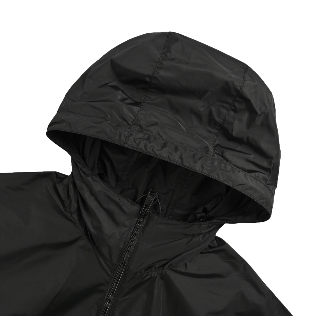 Prada 24Fw black and grey patchwork hooded jacket