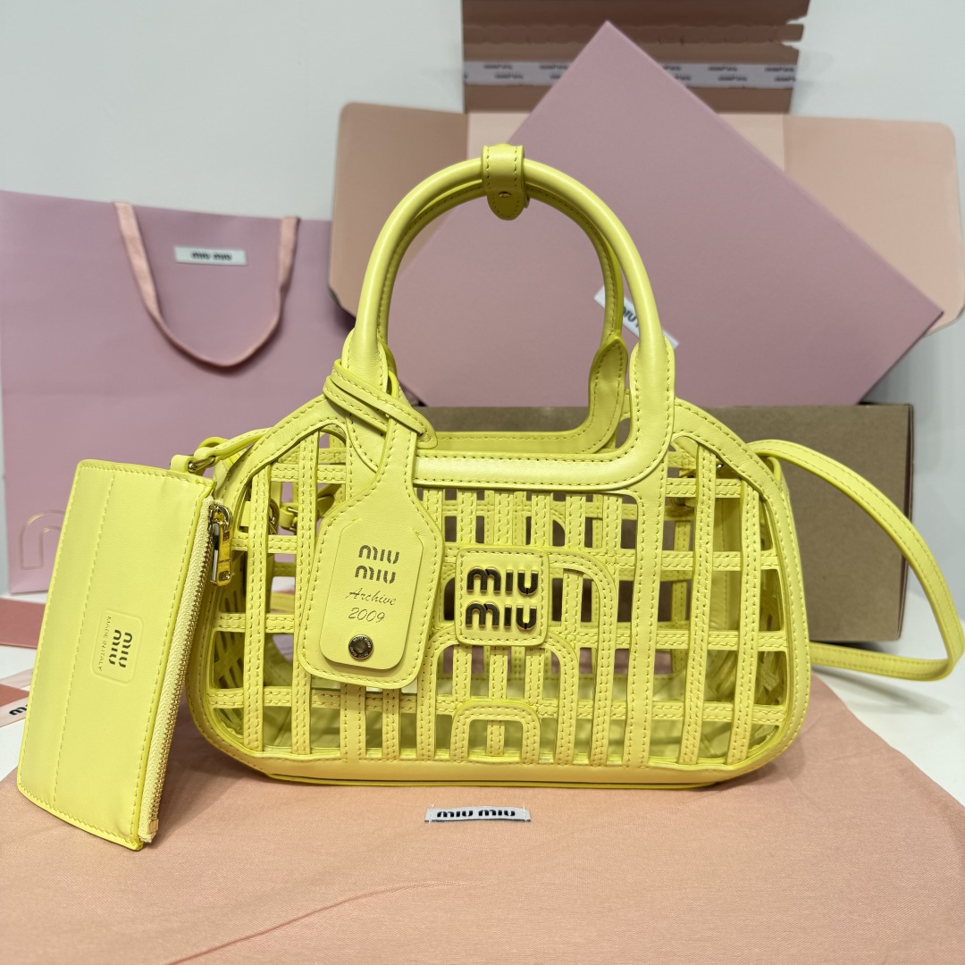 Miu Miu Naa leather bag 5BA294