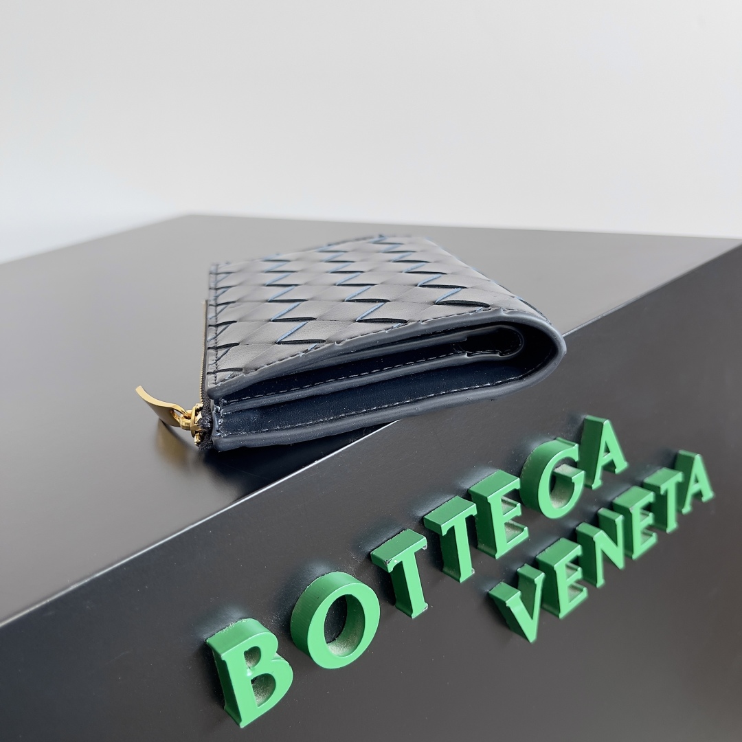 Bottega Veneta Braided Small Wallet 667468