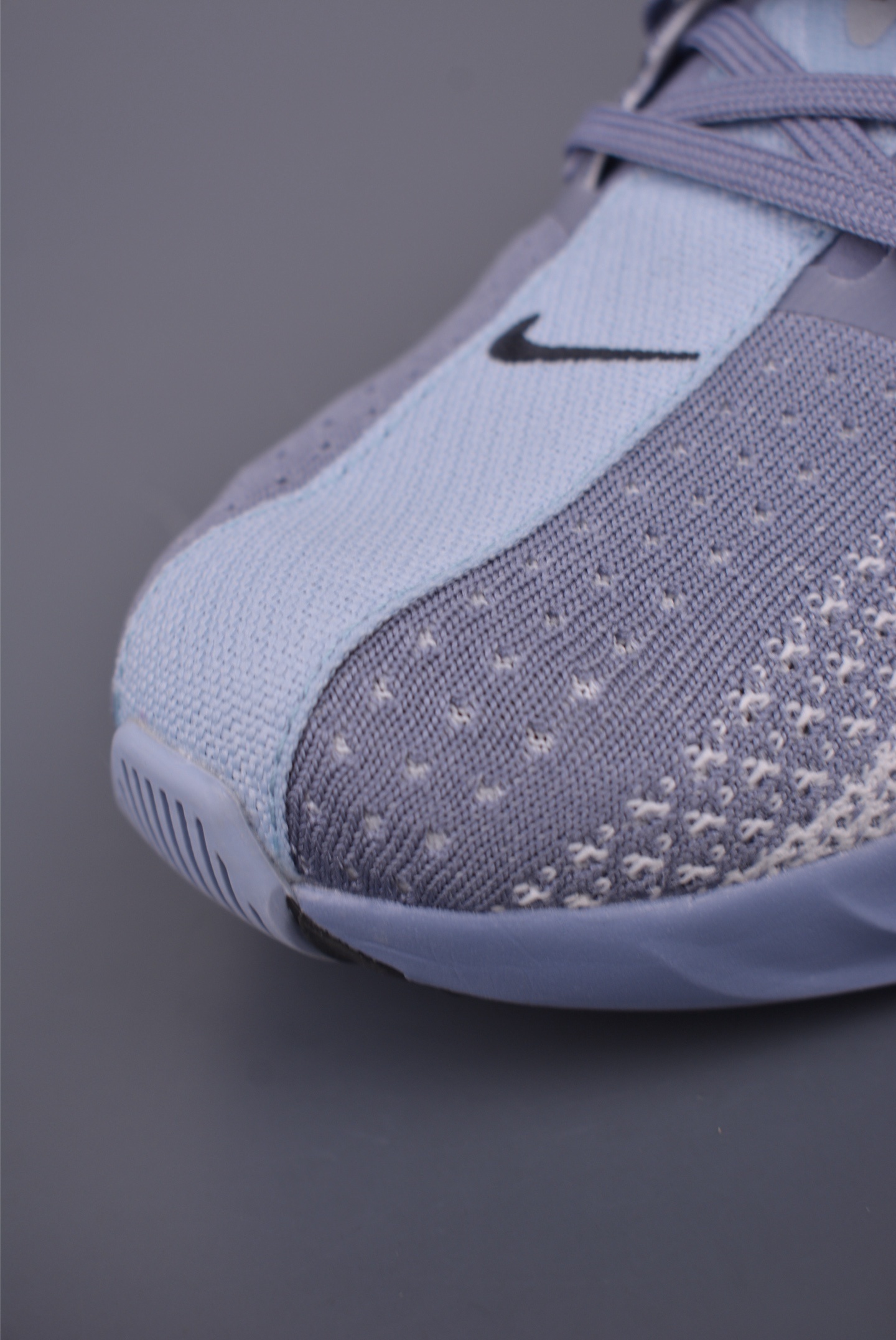 Nike Air Zoom Vomero Plus 