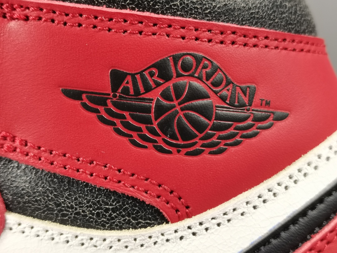 Nike Air Jordan 1 Retro High OGChicago Reimagined DZ5485-612