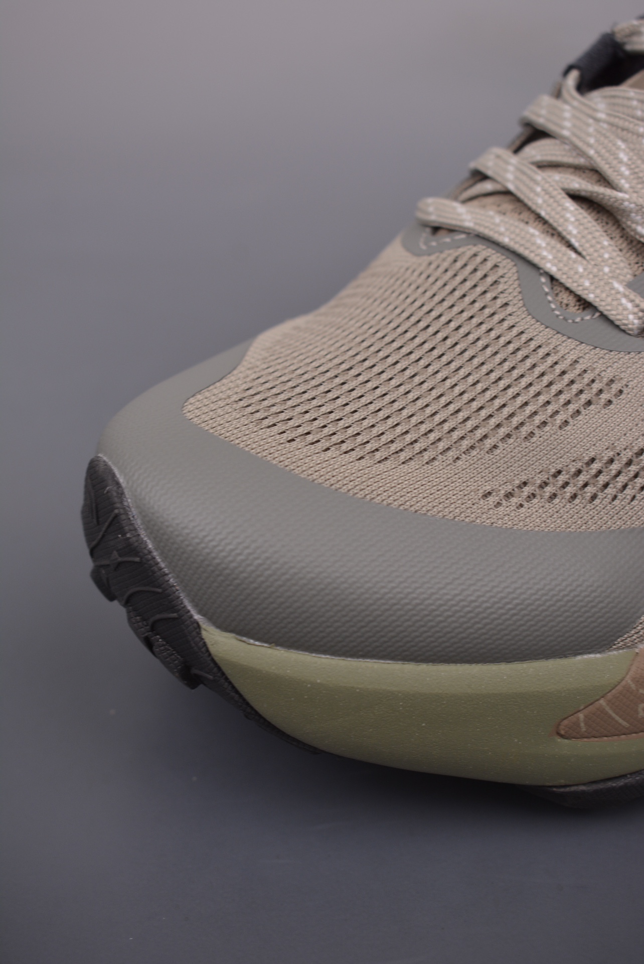 The North Face Altamesa 500 sneakers military green gray black NF0A83N35II-070