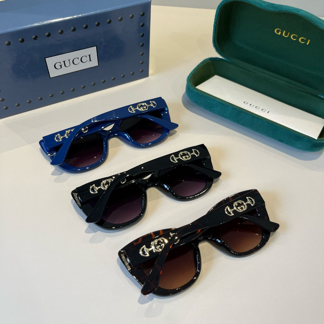 Gucci Round Frame Sunglasses