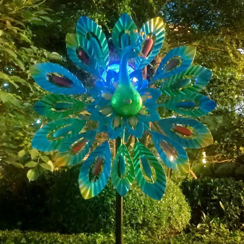 Solar-powered Peacock Spinner