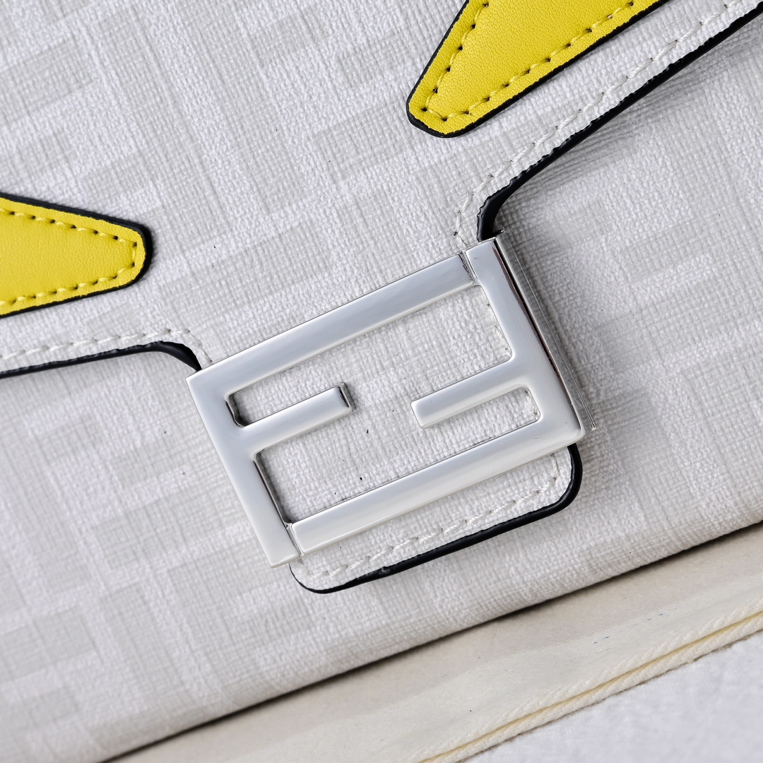 FENDI 2025 Nano Baguette 3375