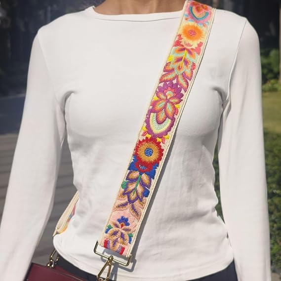 ✨👜Lovely ethnic art style floral shoulder straps🥰