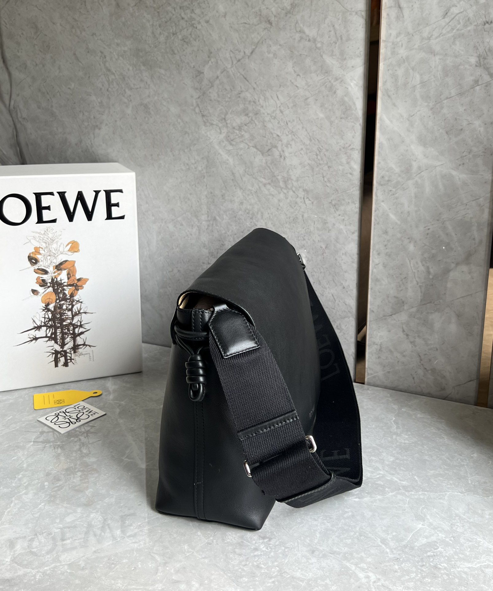 Loewe Flamenco satchel messenger bag 0901