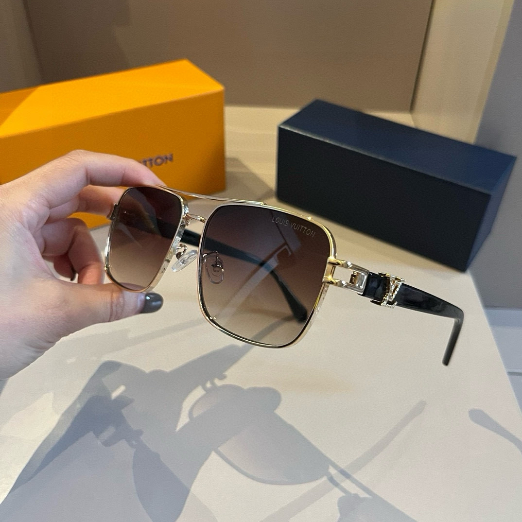 Louis Vuitton square-frame sunglasses