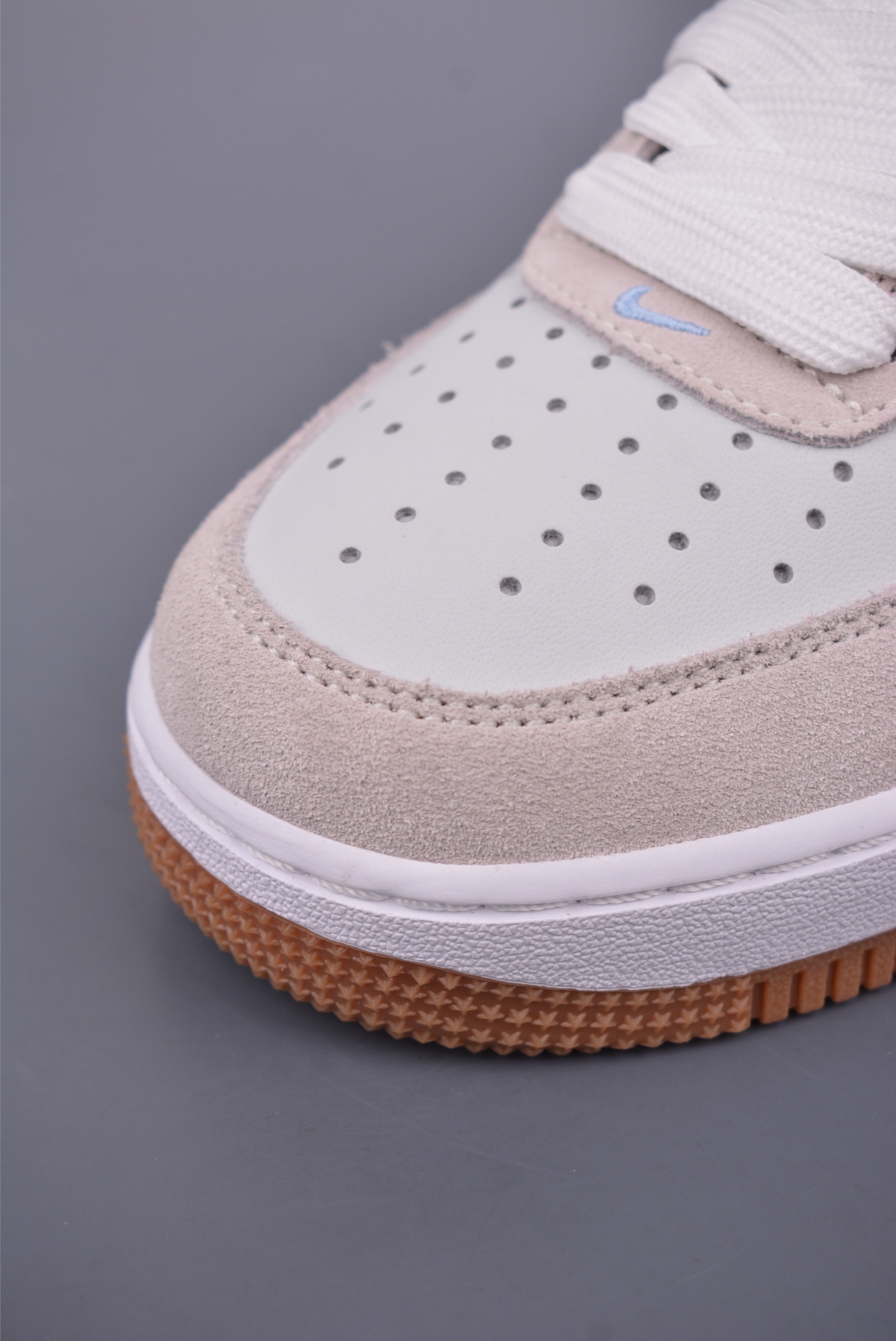 Nike Air Force 1'07 Low Sneakers White Gray Blue Raw Rubber Sole IB6388-002