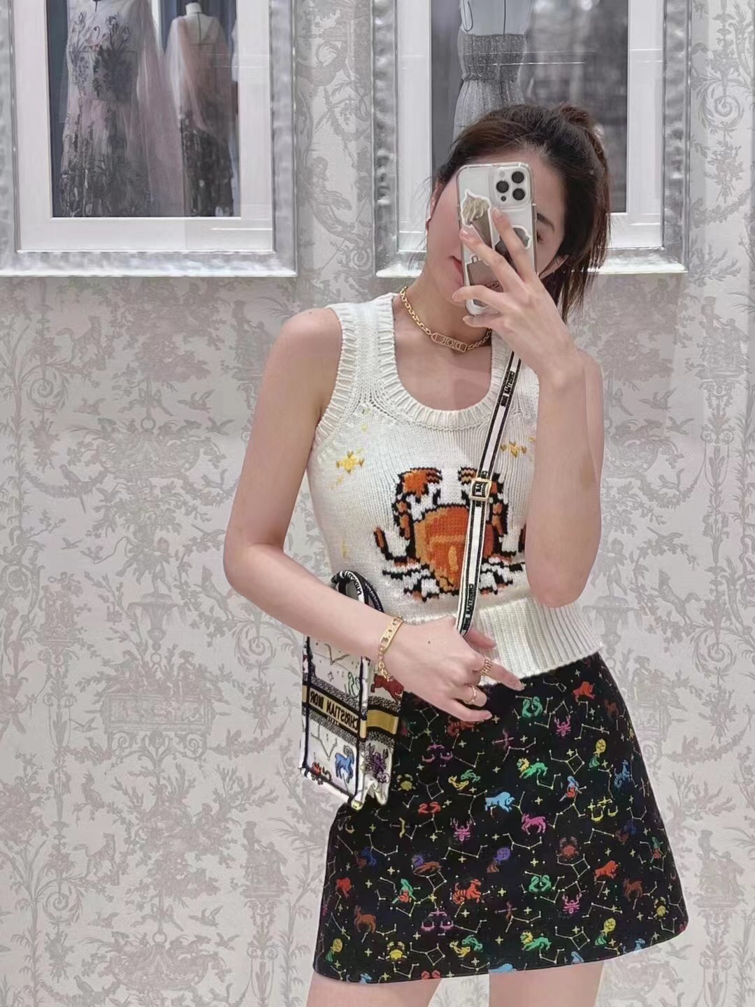 Dior hollow letter necklace