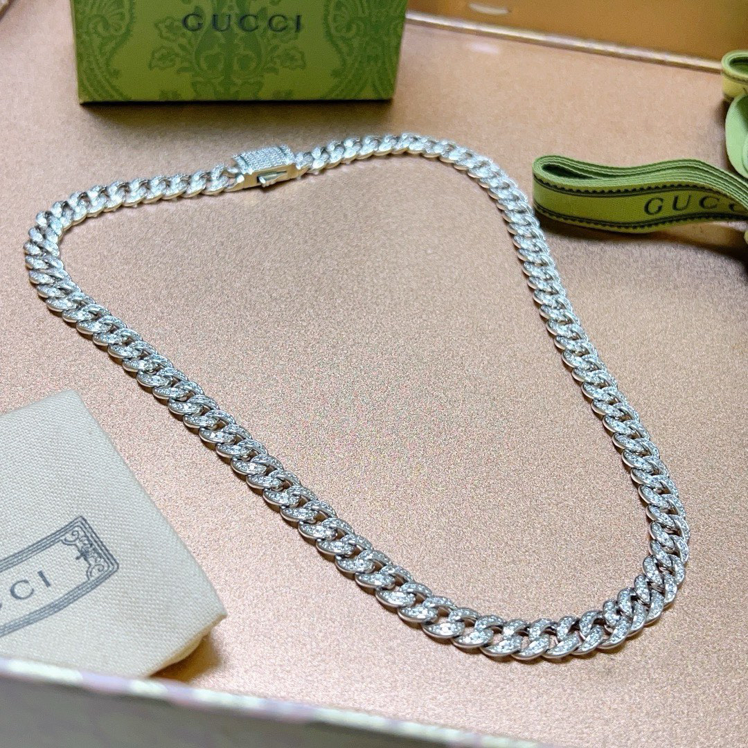 Gucci diamond chain necklace