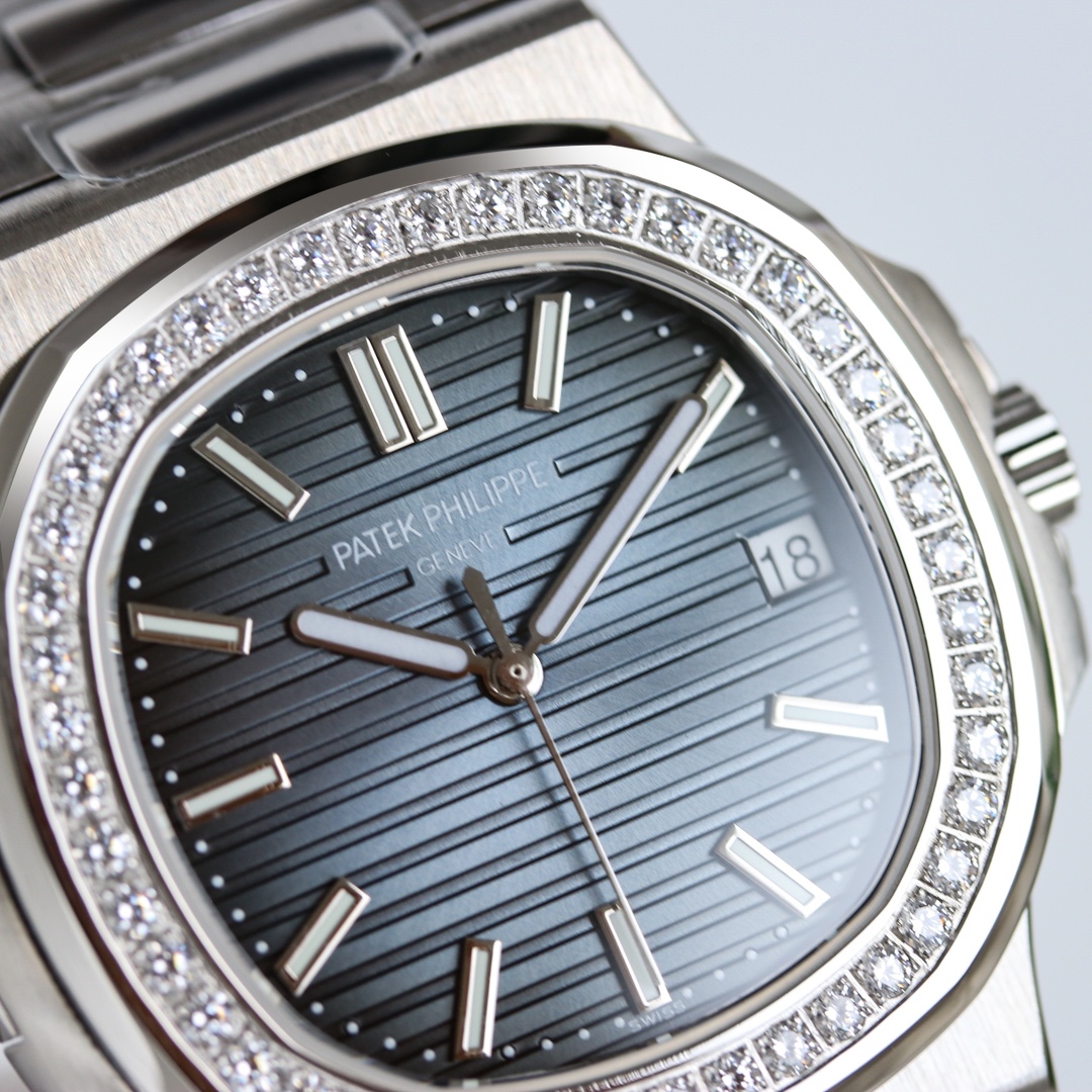 Patek Philippe PP Nautilus Sport Elegance Series 57111A-014