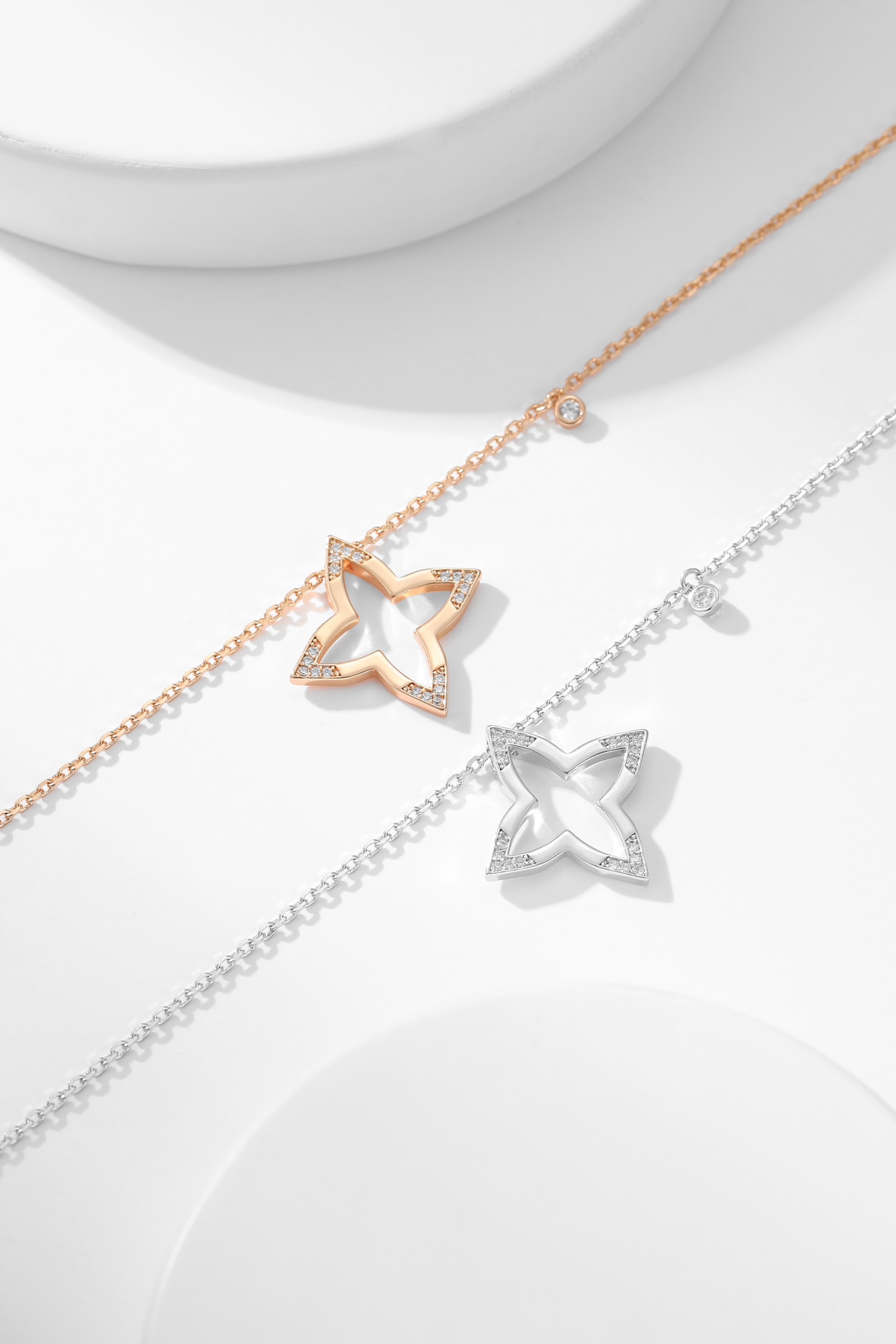 LV Color Blossom series four-pointed star pattern necklace