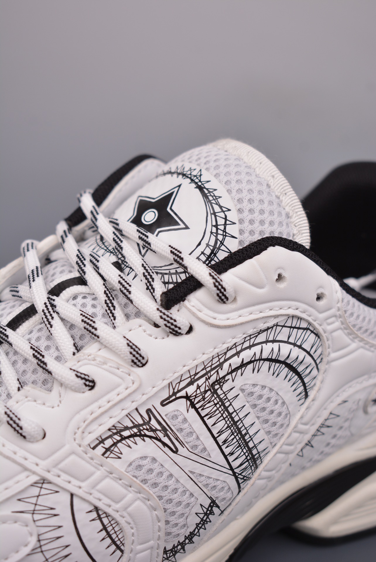 DIOR Chrono sneakers white and black