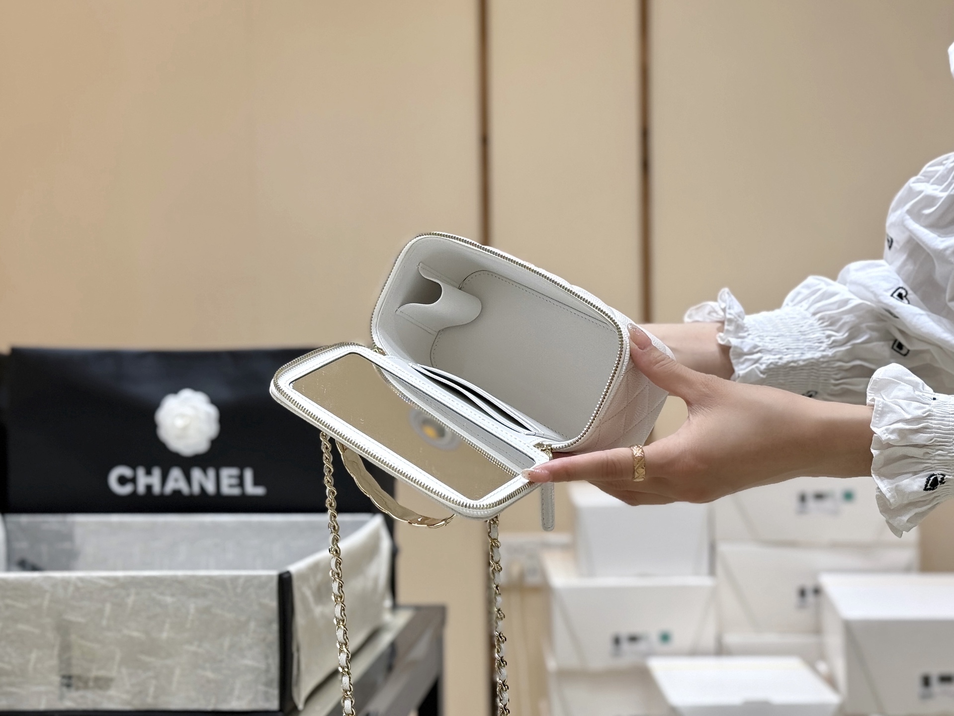 Chanel 25S Spring/Summer Series coco crush handle long box AP4590 00108