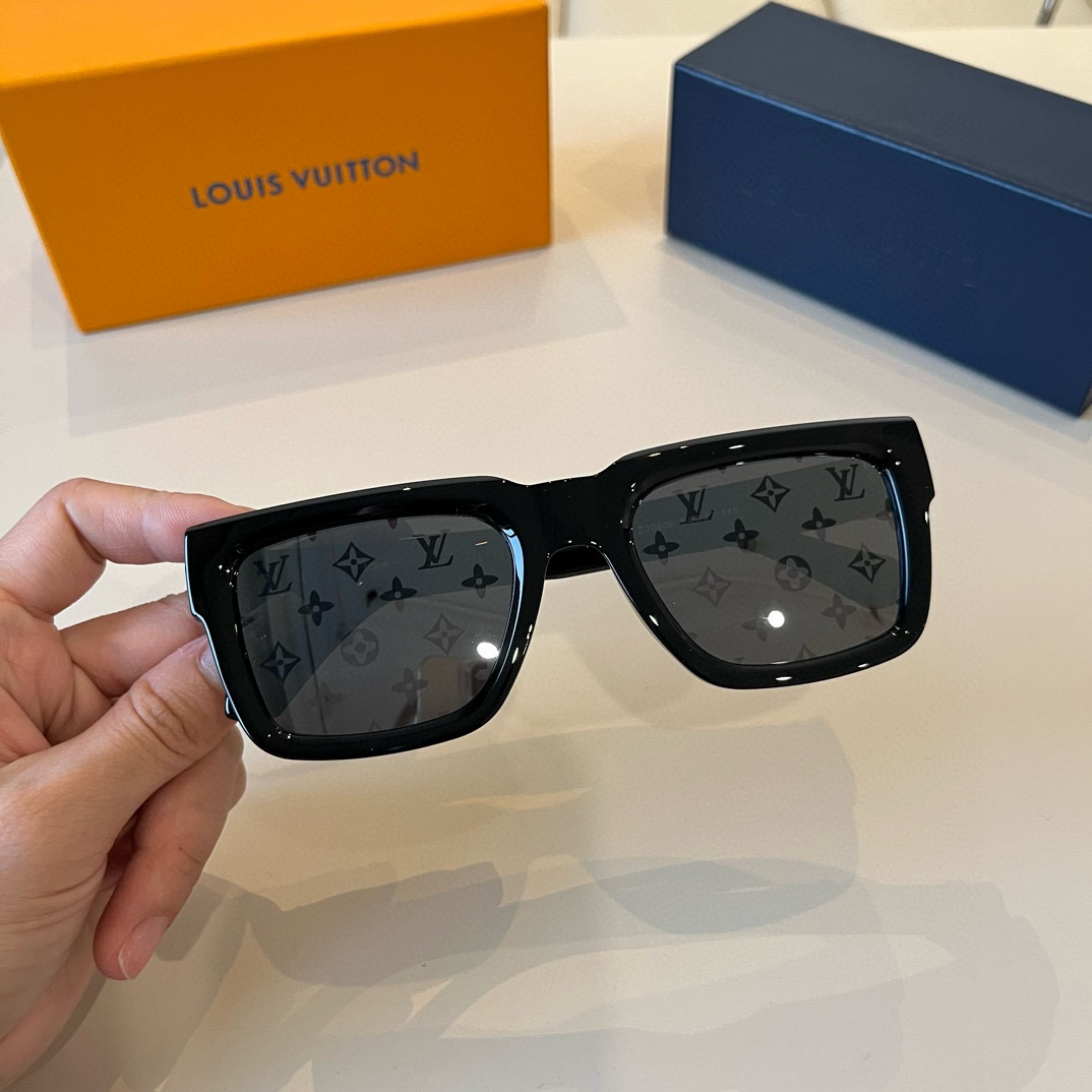 Louis Vuitton square frame sunglasses