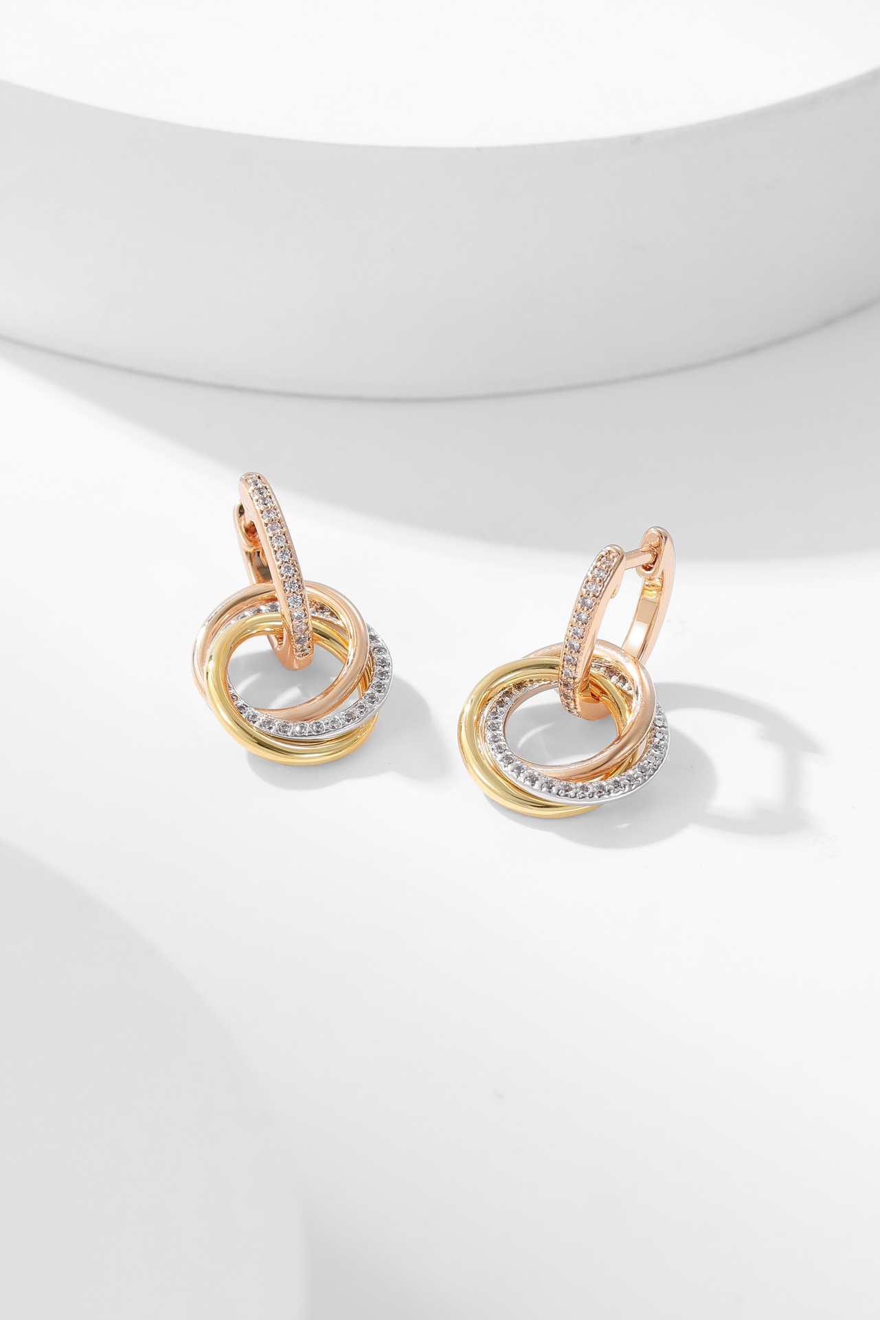 Cartier Trinity tricolor ring diamond earrings