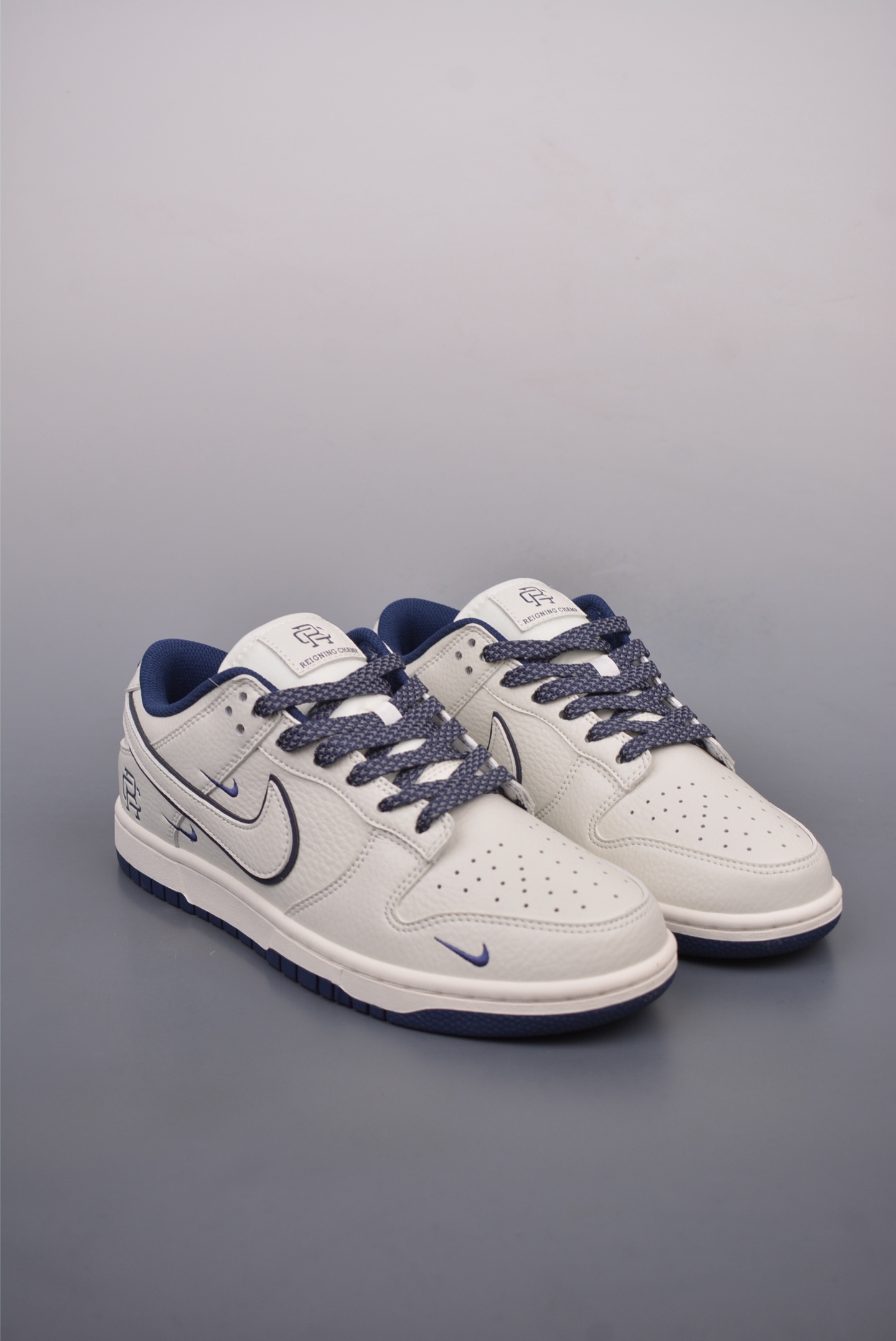 Fragment Design x Nike SB Dunk Low White Blue RC3085-891