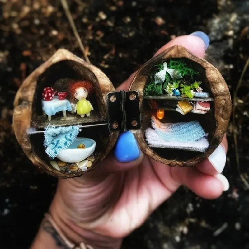 Last Day Special Sale - 75% OFF🏠Handmade Walnut Shell Doll House--mini library, tiny World inside walnuts