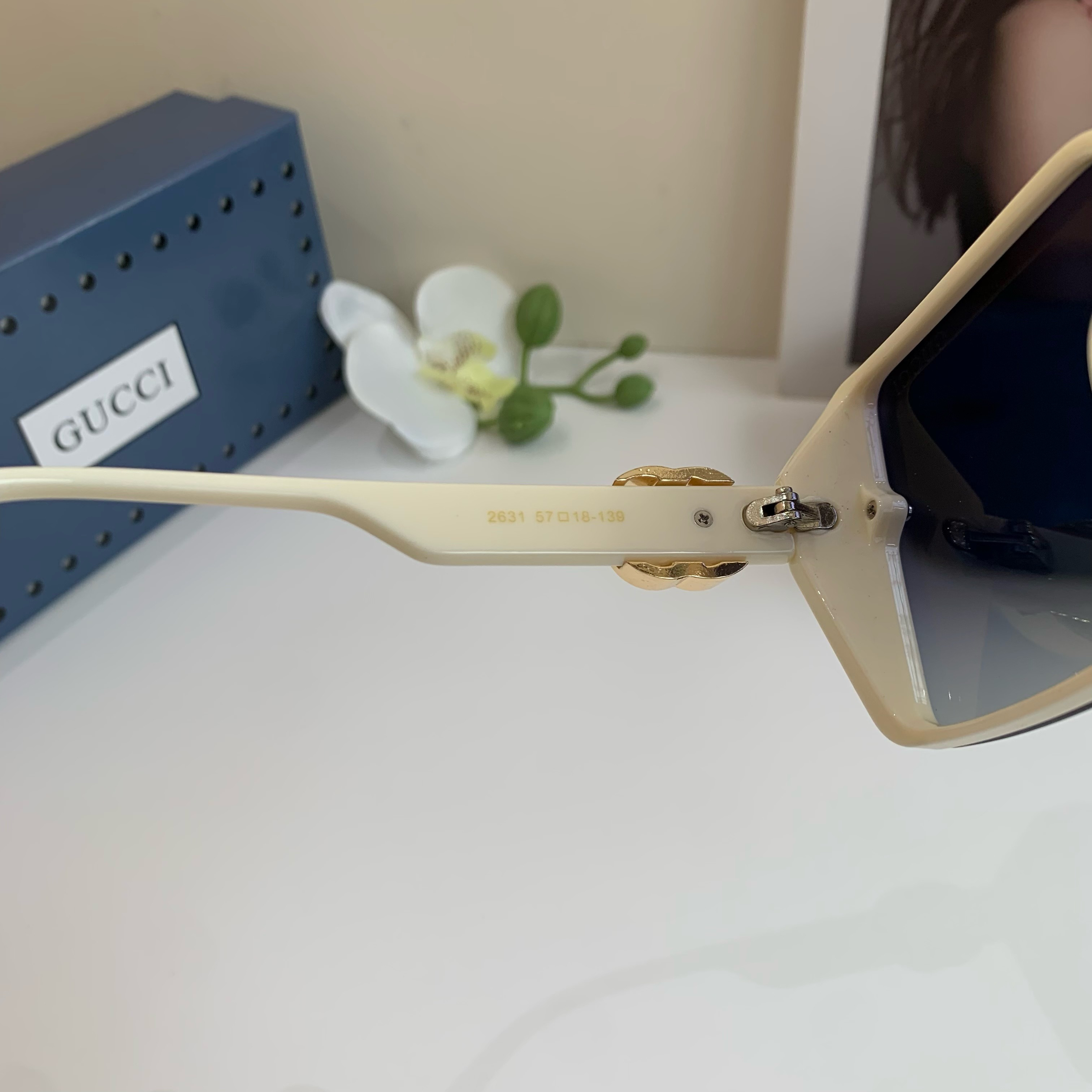 Gucci Square Frame Sunglasses