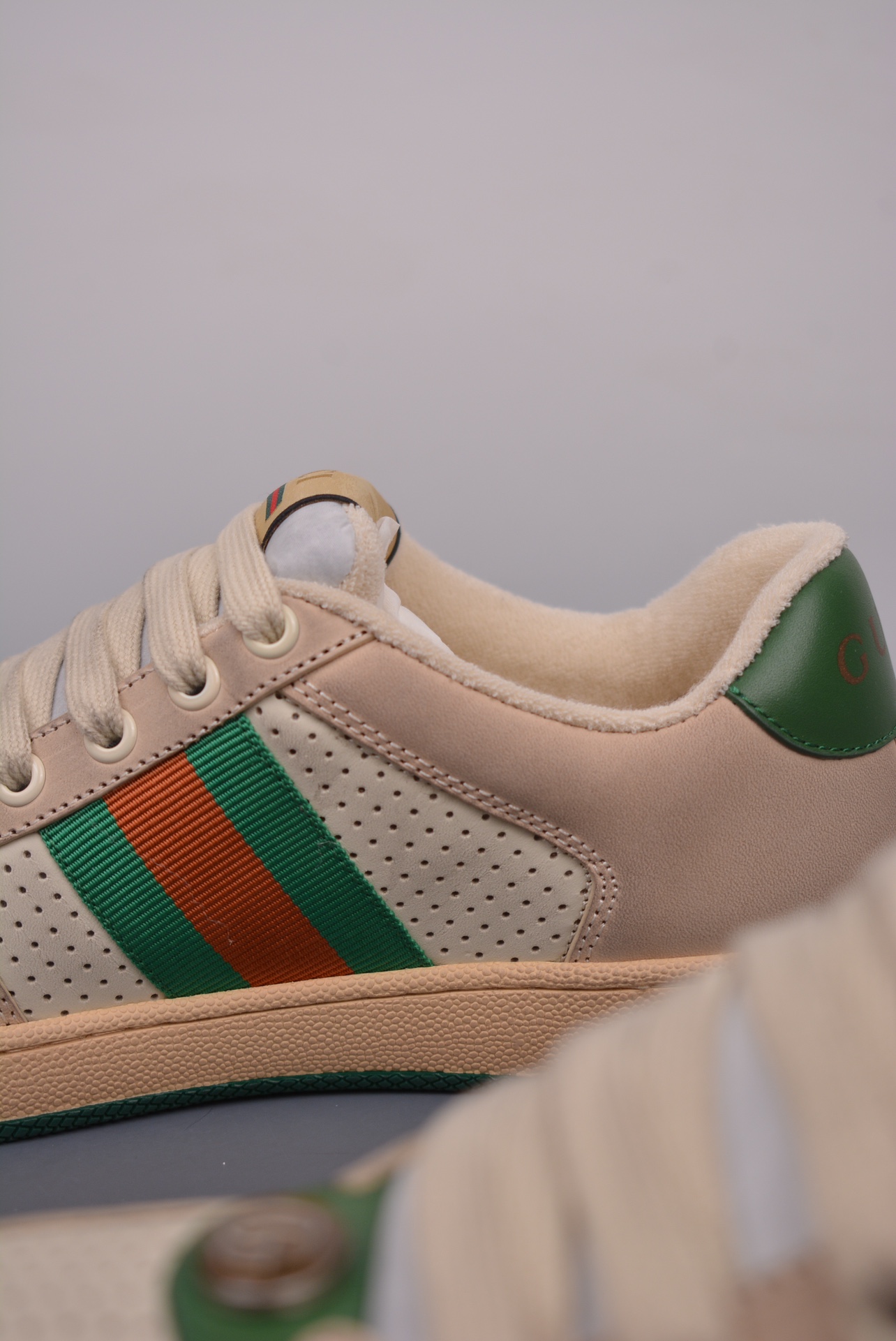 Gucci Screener GG Sneaker Low Off-White Perforated Distressed 546163 0YI20 9582