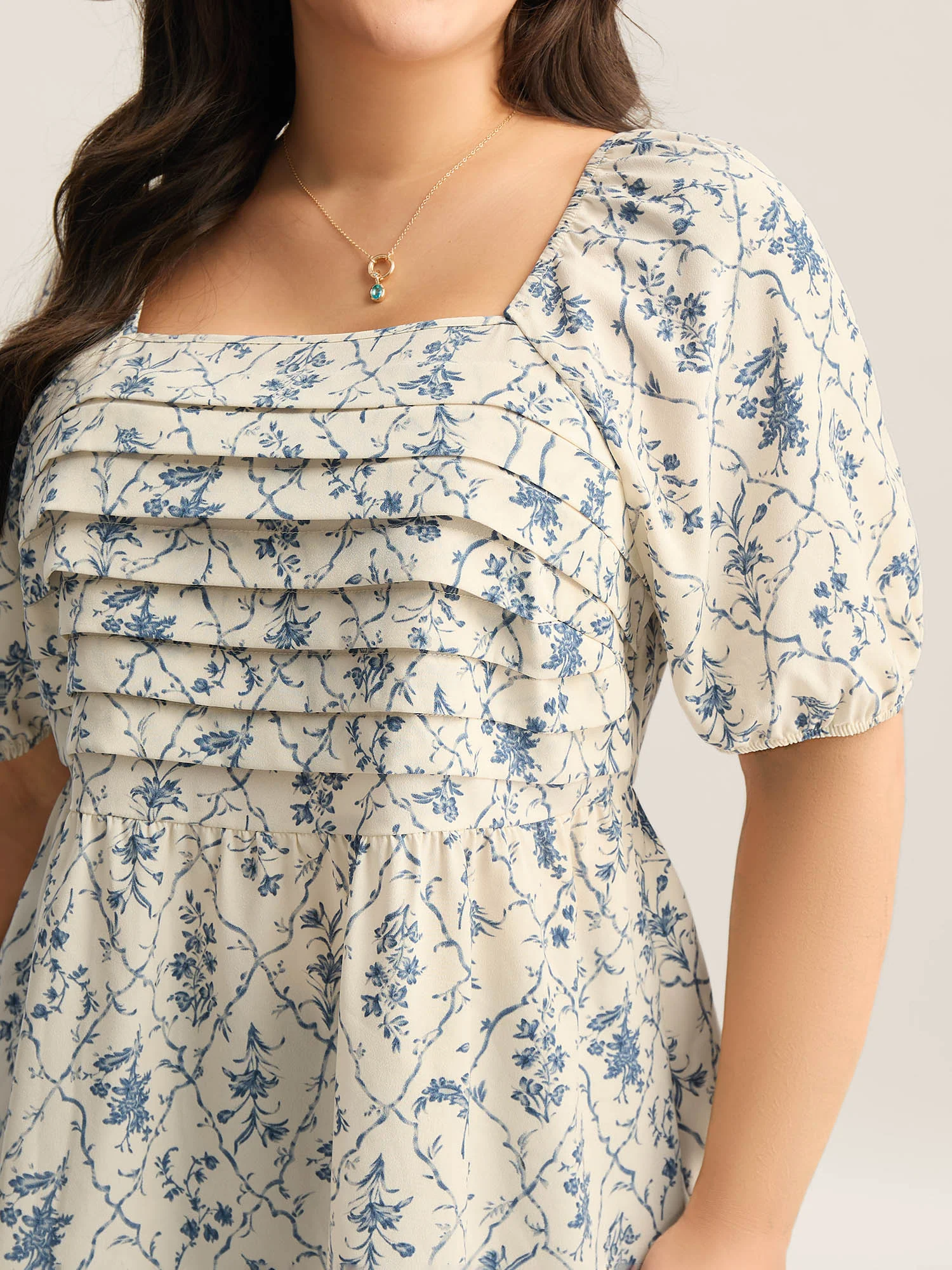 Floral Pleated Bodice Puffy Sleeve Blouse