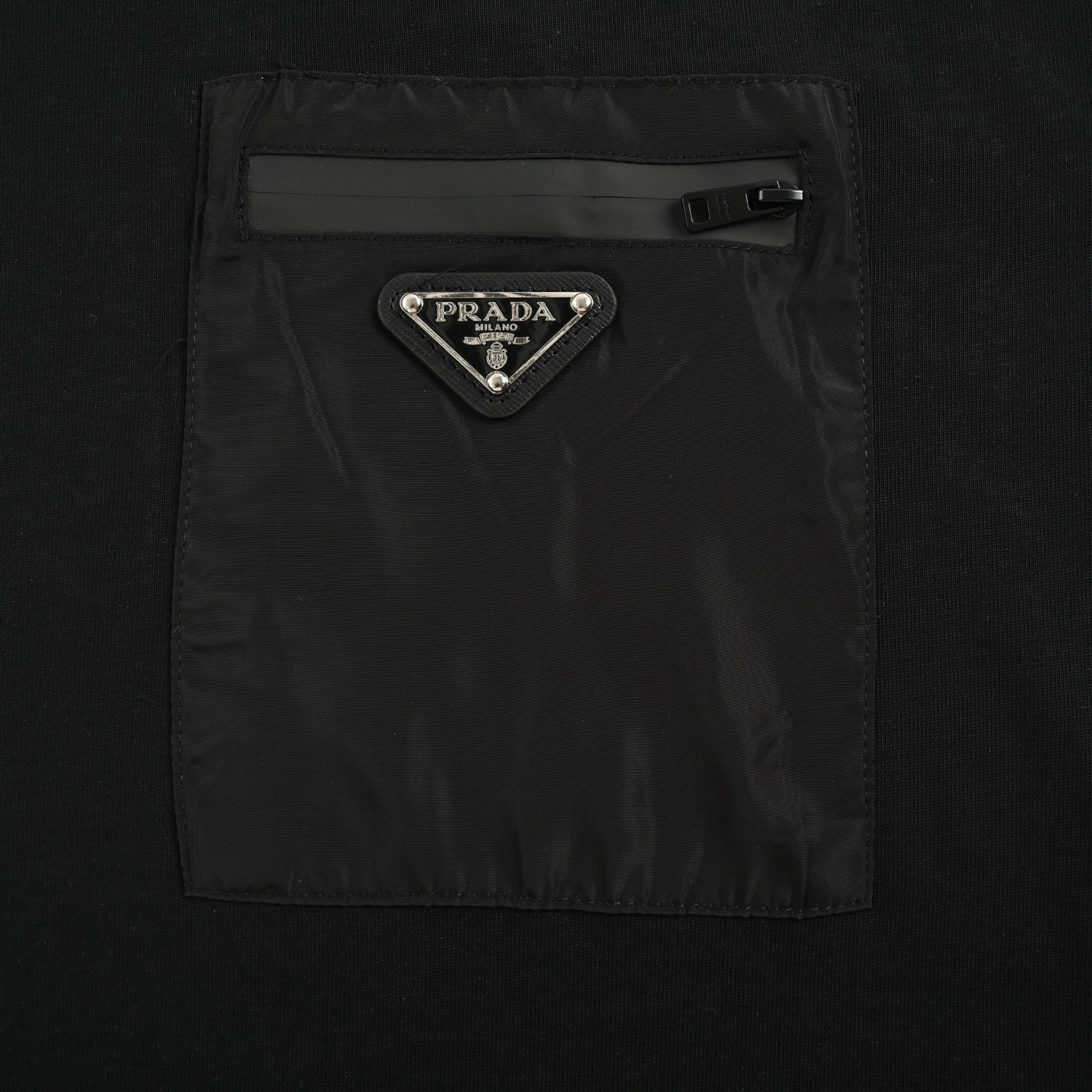Prada 25ss nylon pocket triangle logo short sleeve