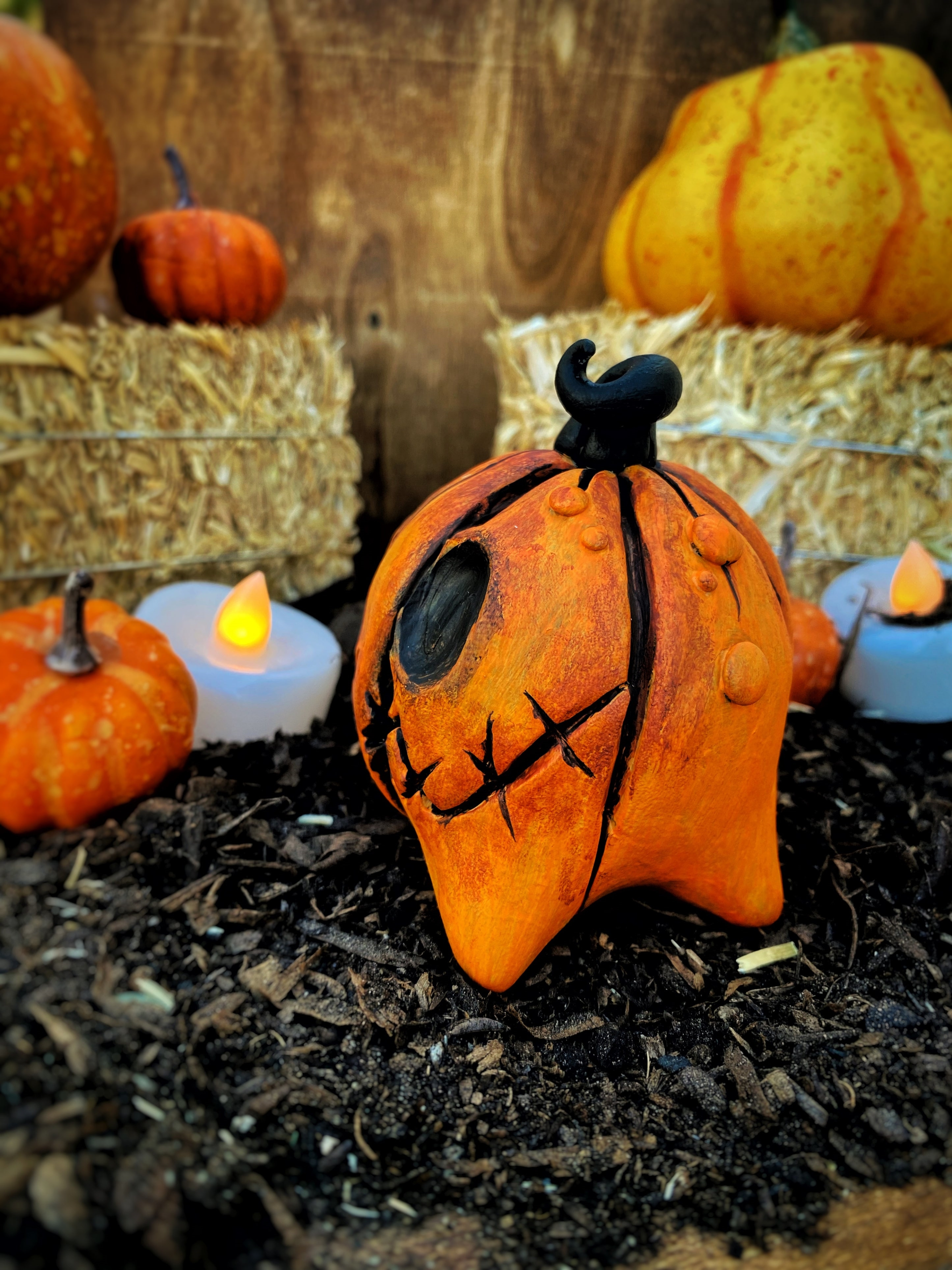 💥Daily Sales of 1000+🔥Puppy Pumpkin 🎃 Sculpture