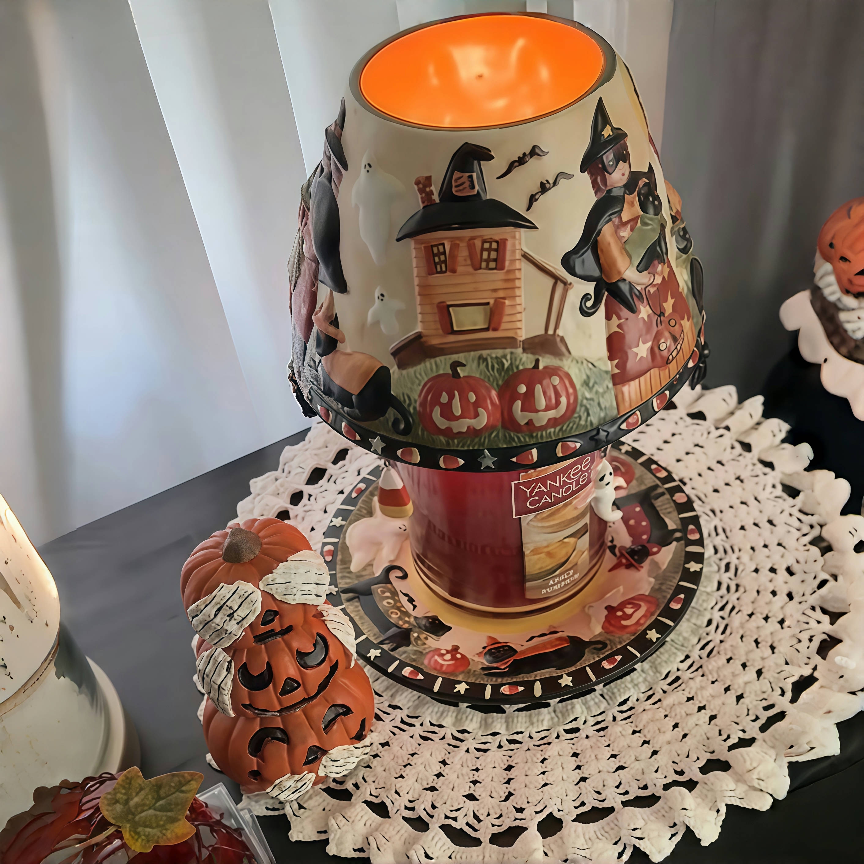 💥ON SALE💥Vintage Halloween Yankee Candle Shade