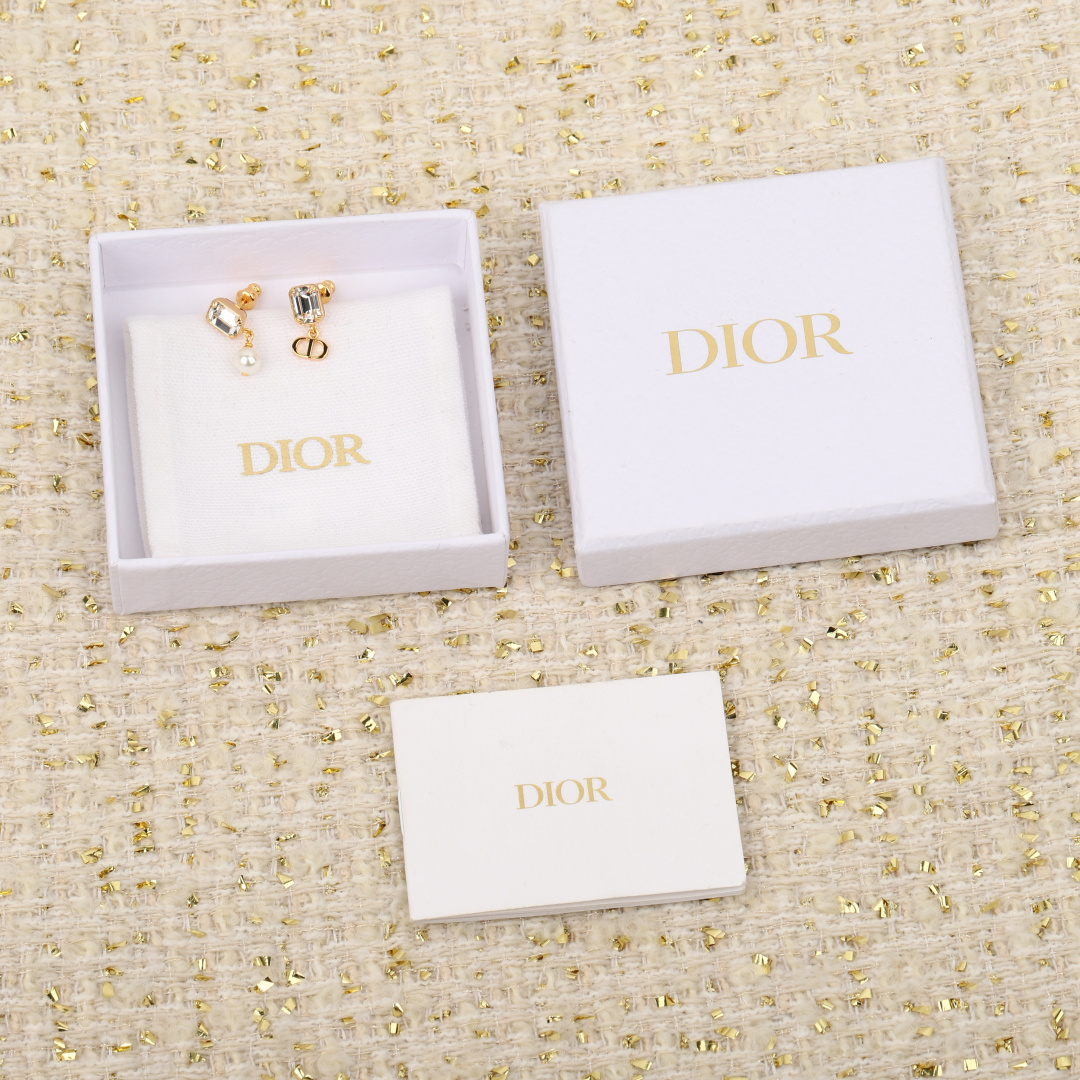 Dior Square Diamond Asymmetric Pearl CD Earrings