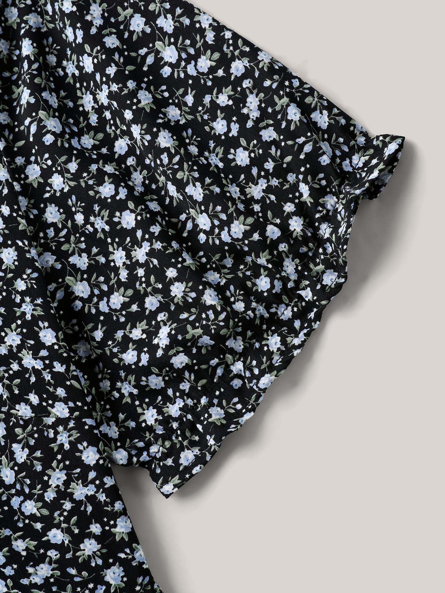 Ditsy Floral Print Bow-Tie Blouse