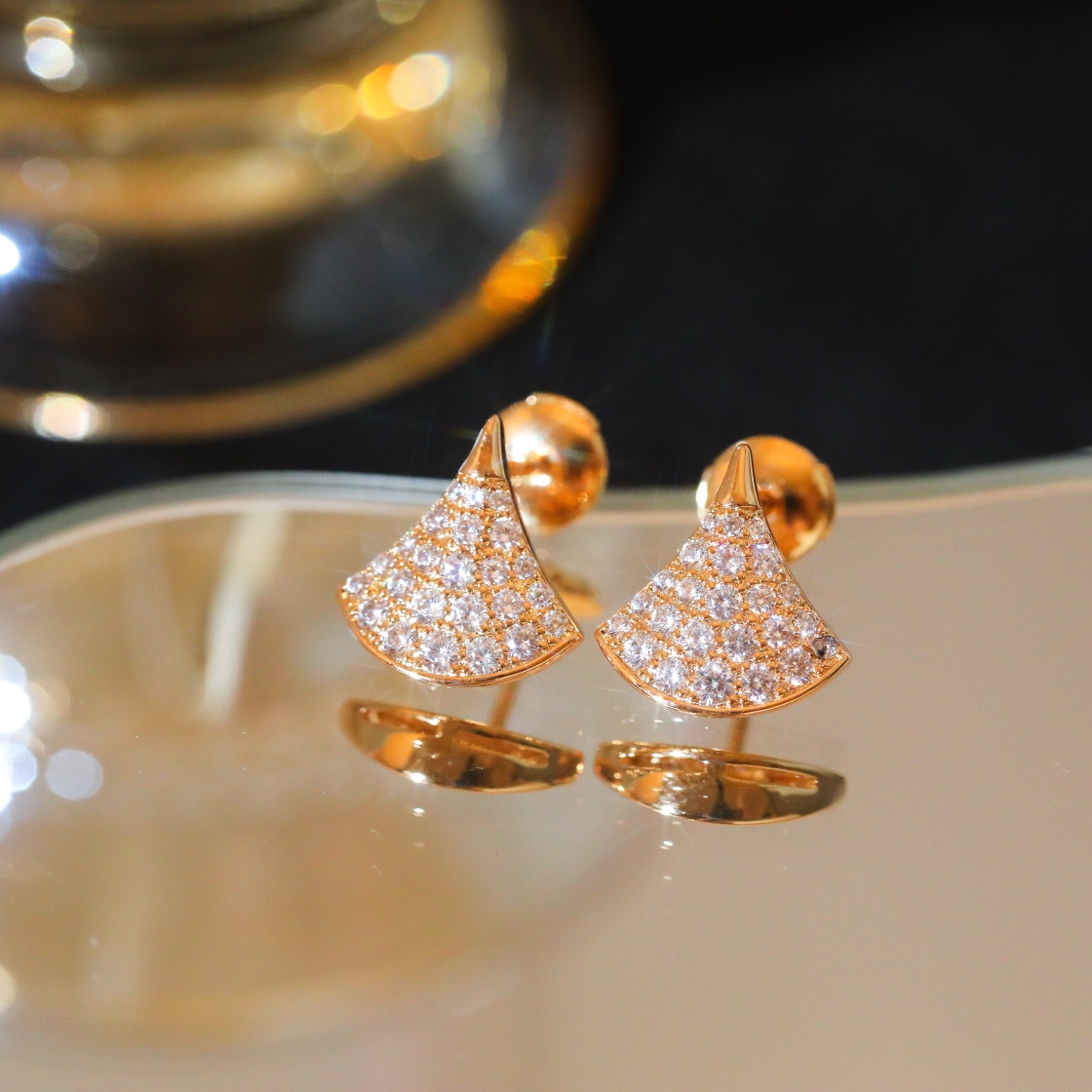 Bulgari full diamond fan-shaped earrings