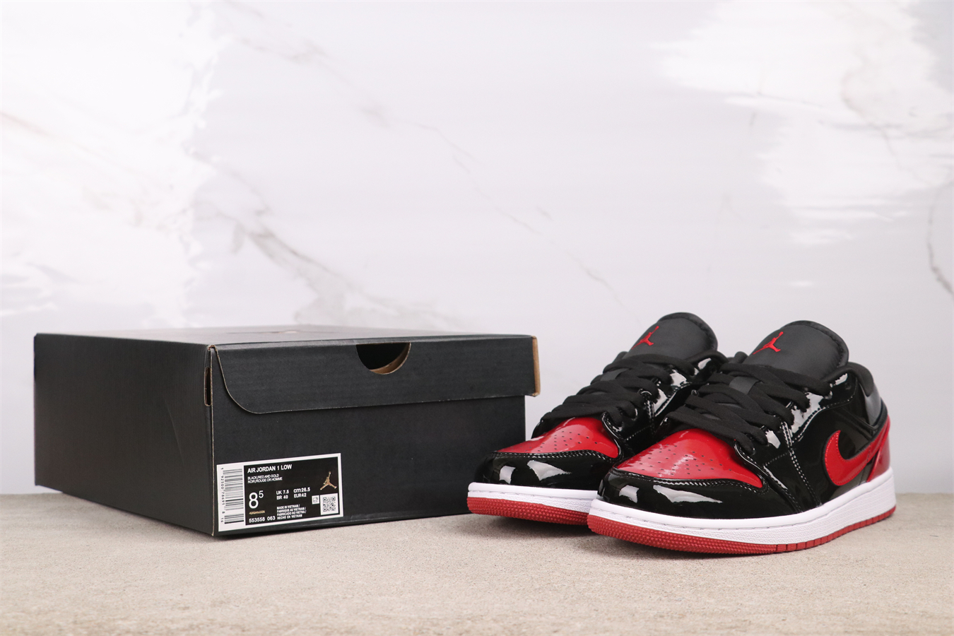 Air Jordan 1 Low 'Patent Bred' 553558-063