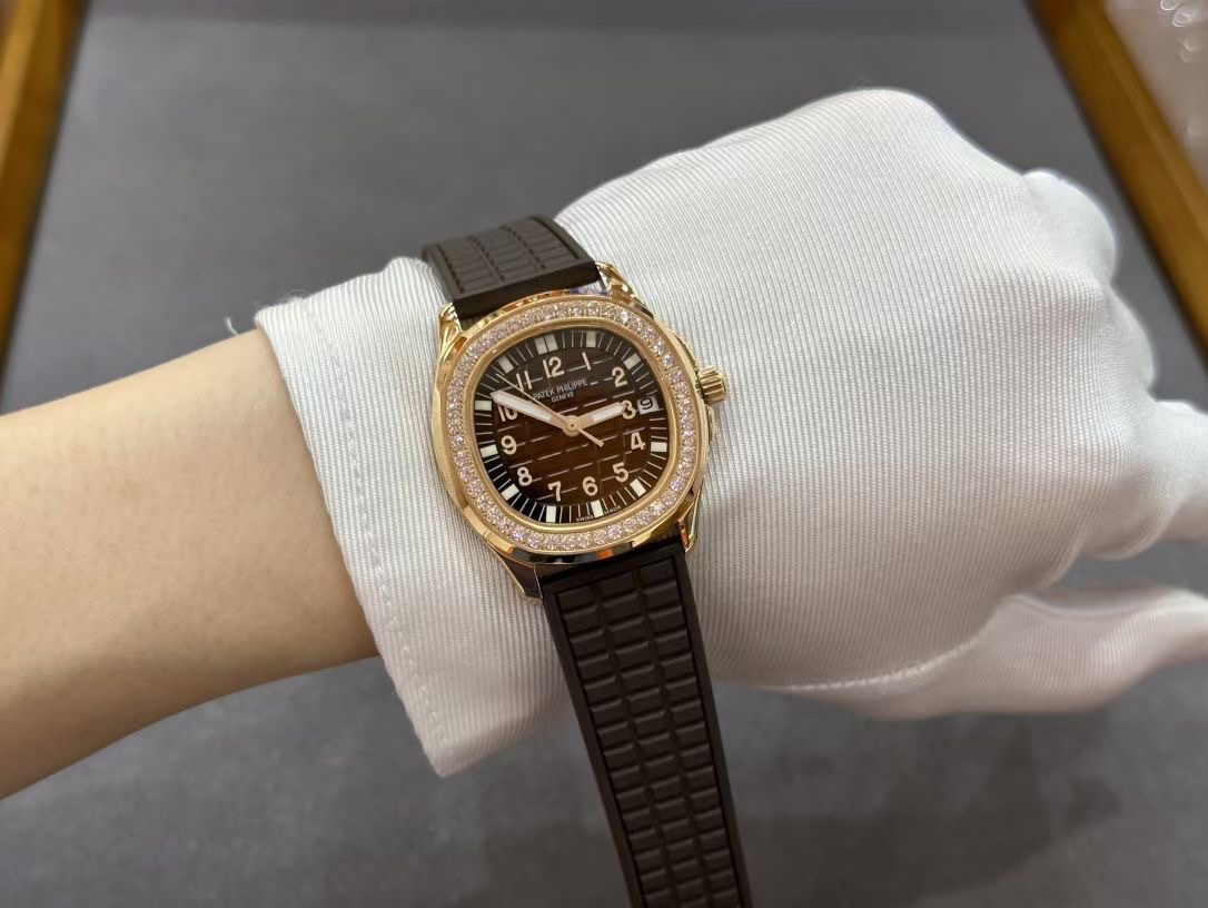 Patek Philippe Factory New AQUANAUT Series