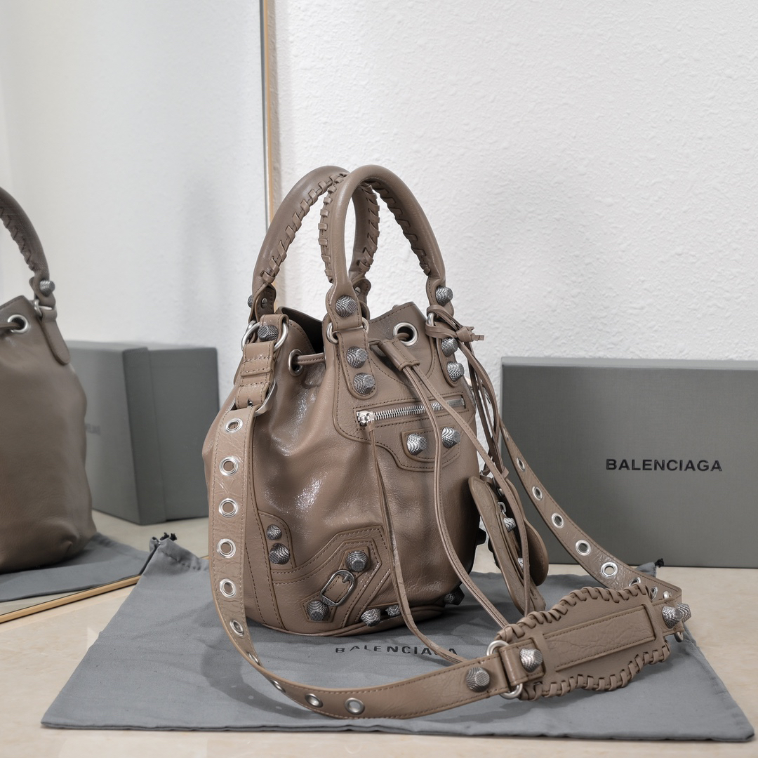 Balenciaga Le Cagole Bucket Bag