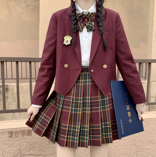A student uniform of the Institute of wind and Sun Short Burgundy Blazer JK plaid skirt suit