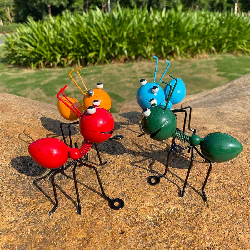 🔥ON SALE - 45% OFF🔥Creative Metal Ants Garden Decor-10*8*10cm(size)
