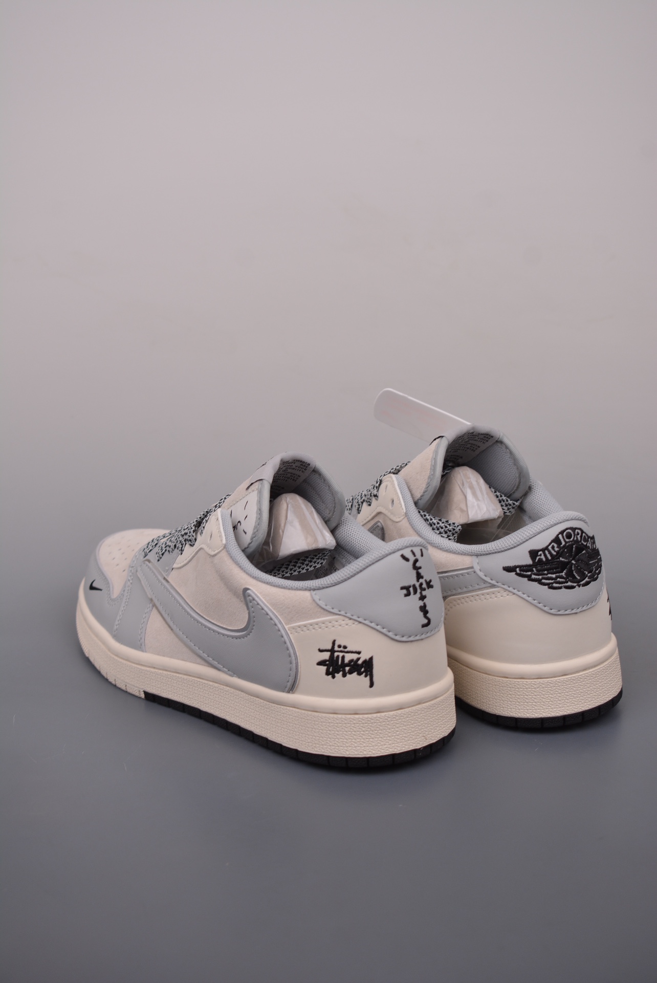 Stussy x Travis Scott x Nike Air Jordan 1 Low OG gray SJ2068-122