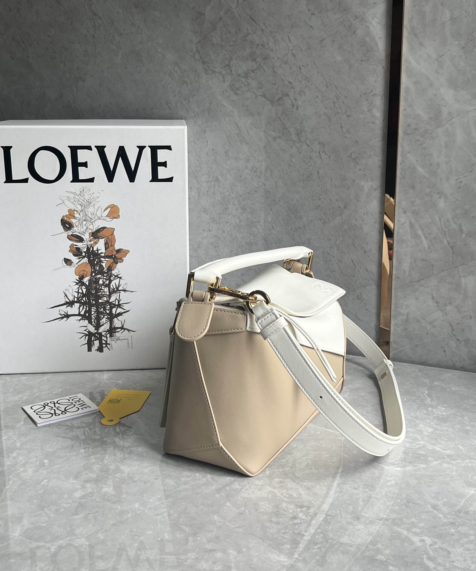 Loewe suede colorblocked zzle bag 0681