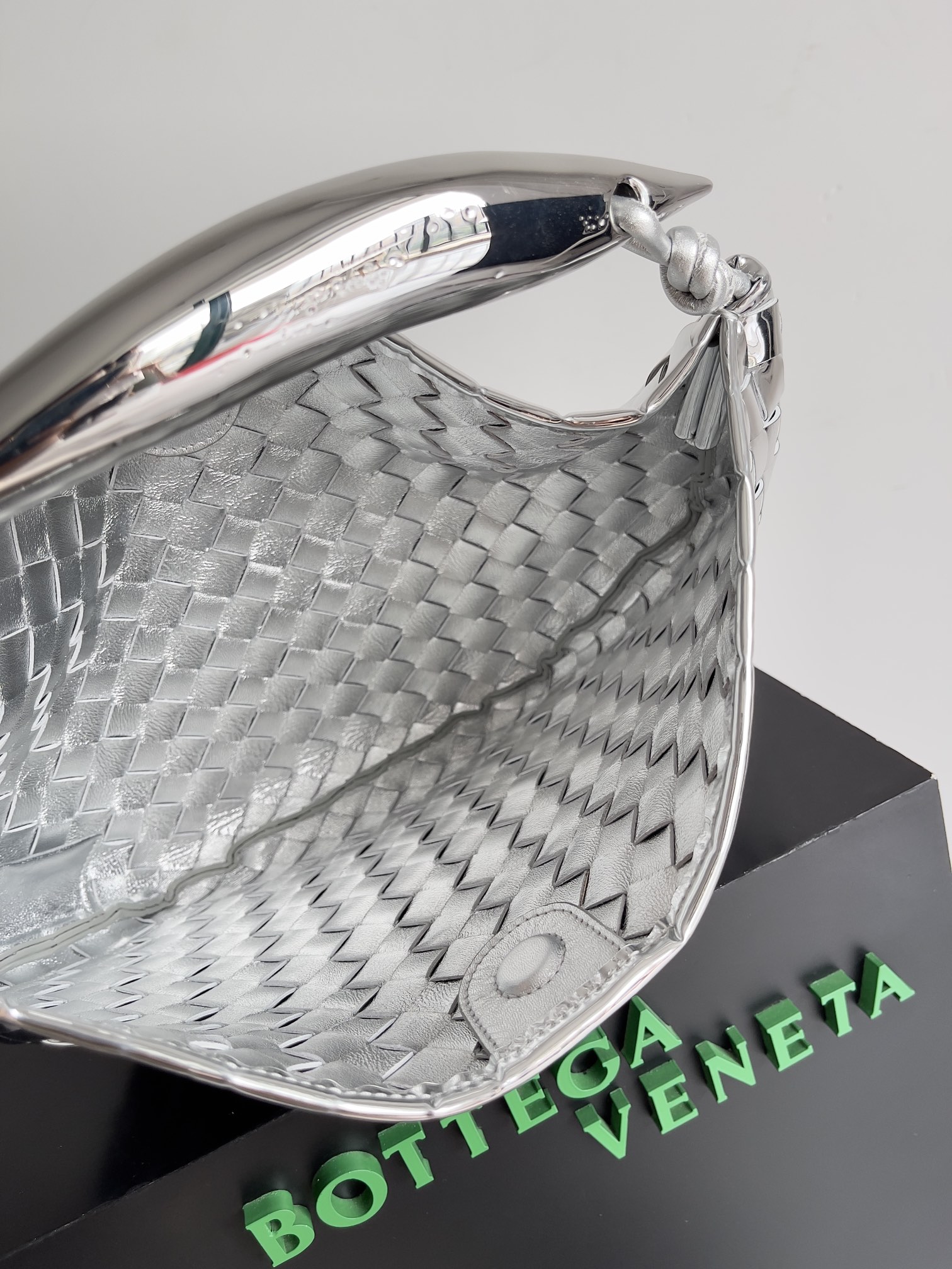 Bottega Veneta Sardine Small Handbag 716082