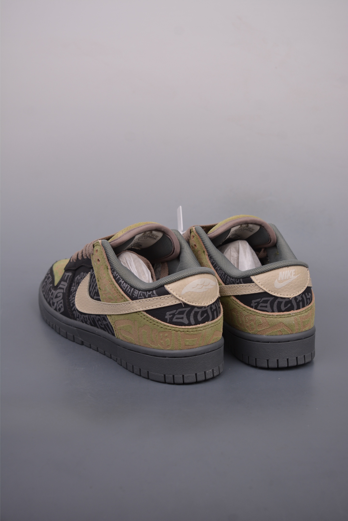 Nike Dunk Premium Low Doernbecher 2013