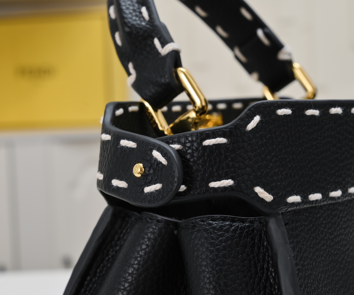FENDI ekaboo ISeeU medium handbag 3309