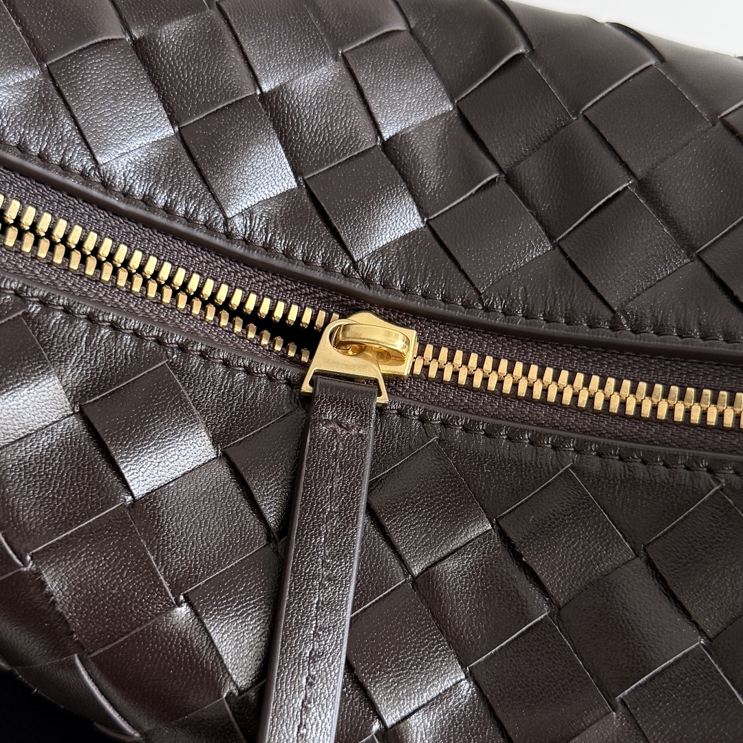 Bottega Veneta Year of the Snake Limited Edition Wallace Handbag 754443