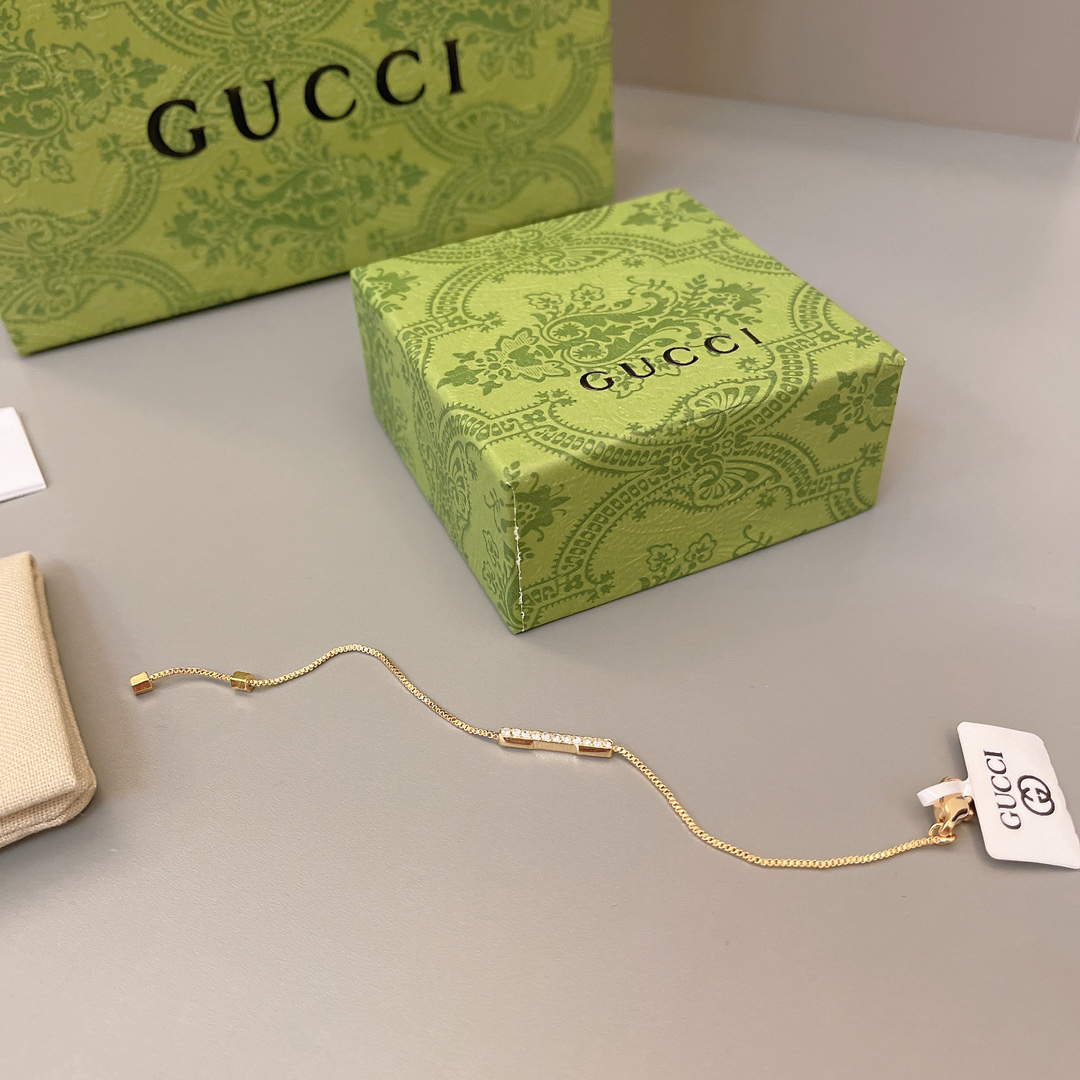 Gucci diamond bracelet