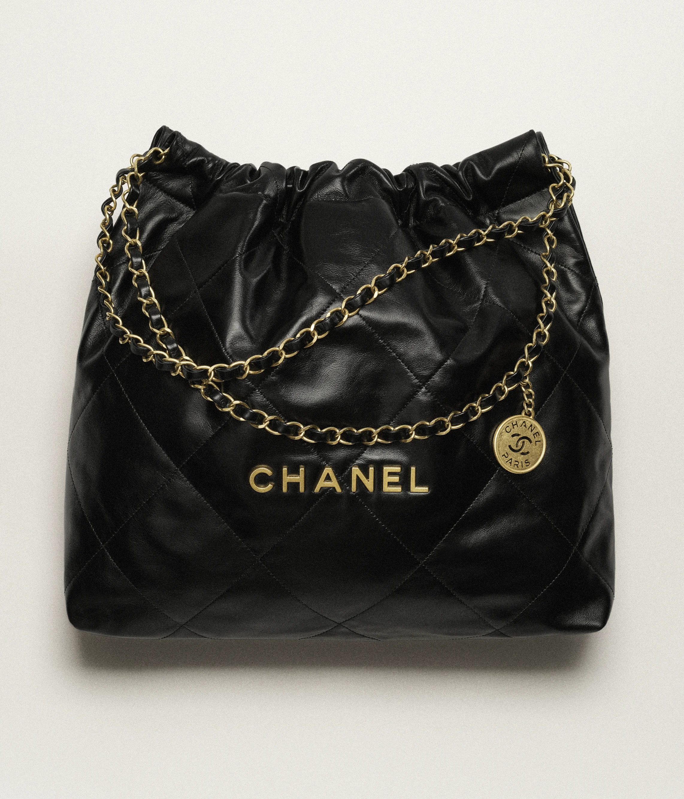 CHANEL 22 Handbag Shiny Calfskin & Gold-Tone Metal Black AS3260-B19059-94305
