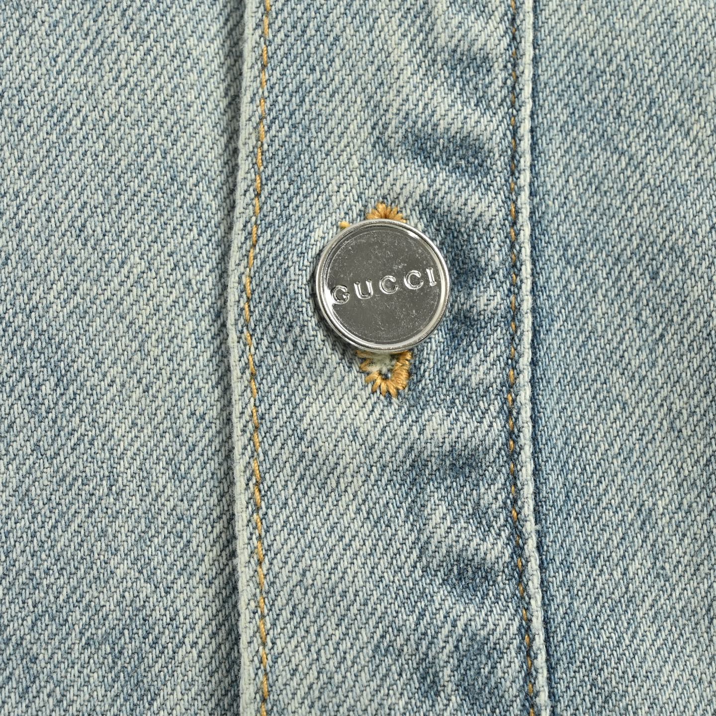 Gucci 25Fw washed embossed denim shirt jacket